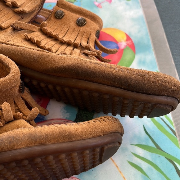 Minnetonka double fringe side zip boots - Picture 8 of 8